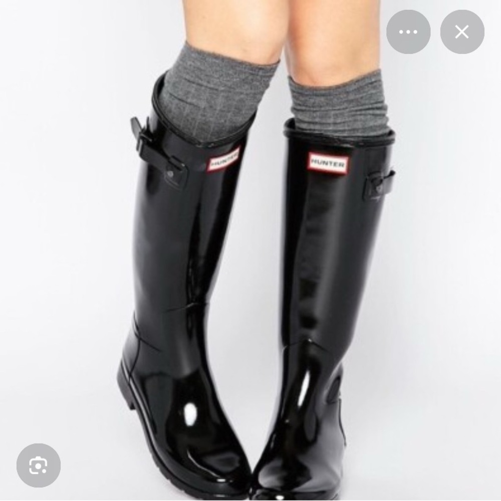 Hunter Women's Glossy Black Rain Boots